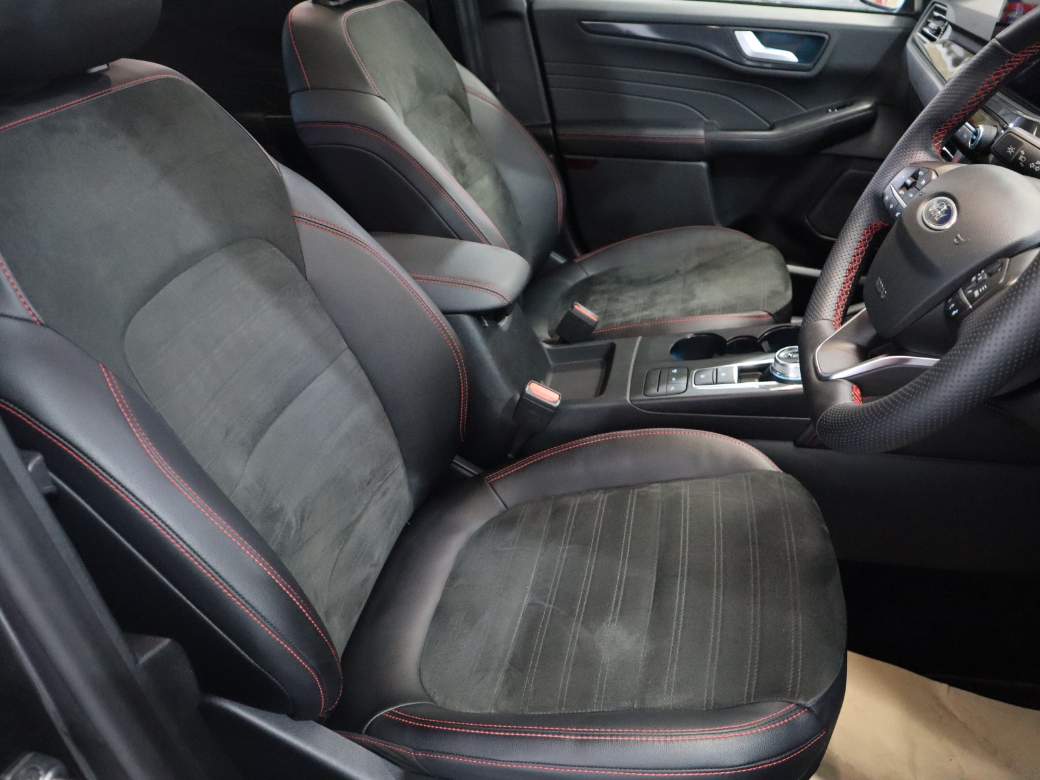 2023 Ford Kuga