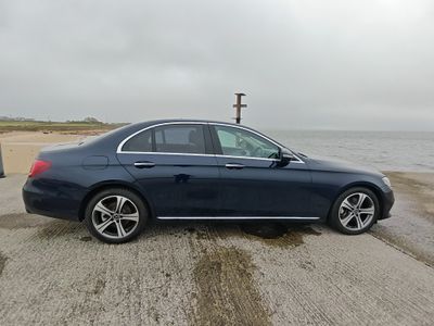 2019 Mercedes-Benz E 220
