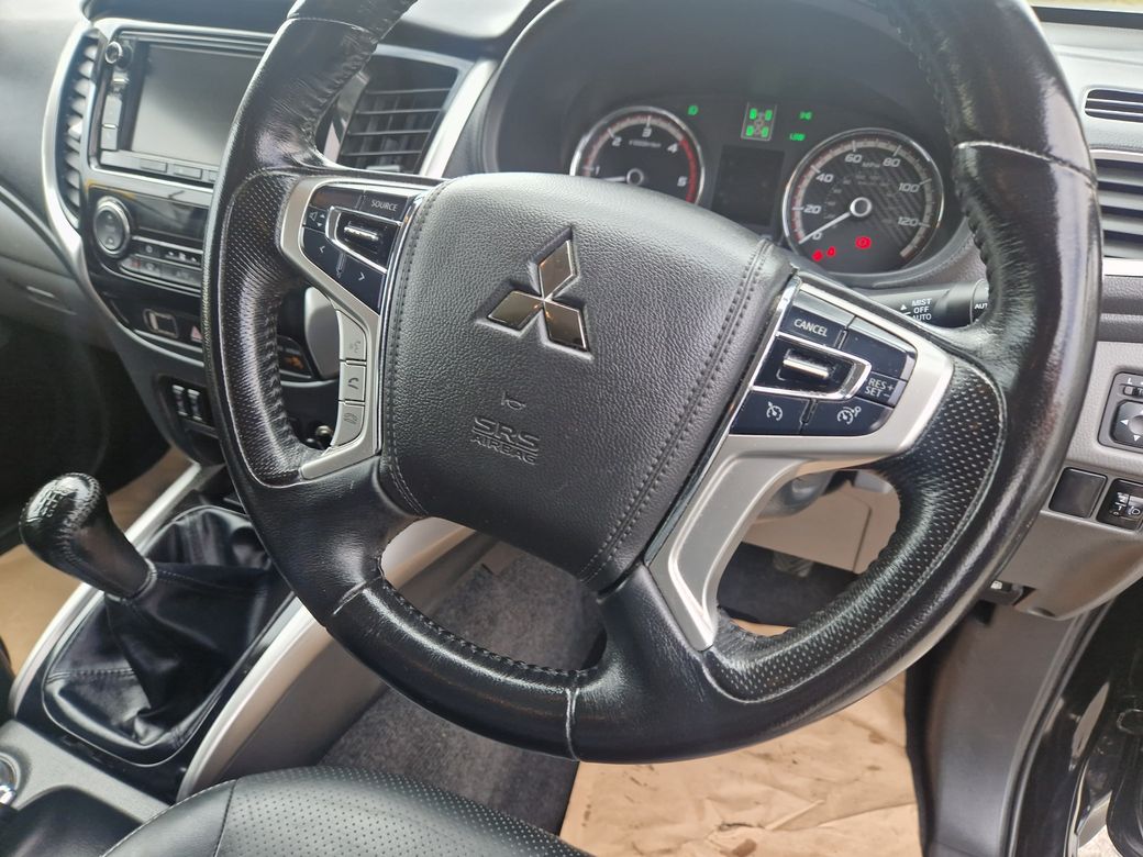 2017 Mitsubishi L200