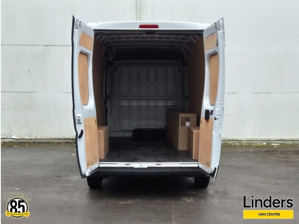 2024 Opel Movano