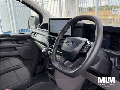 2024 Ford Transit Custom