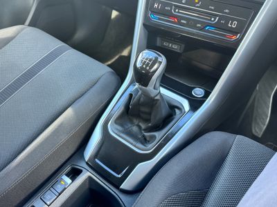 2024 Volkswagen T-Roc