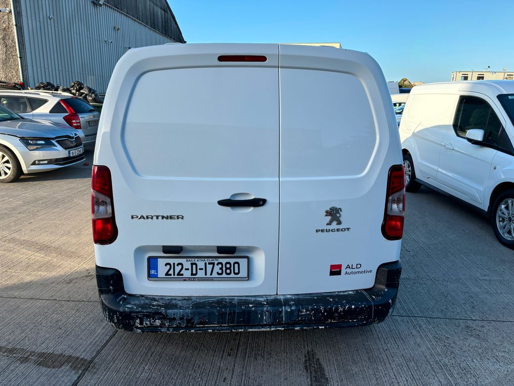 2021 Peugeot Partner