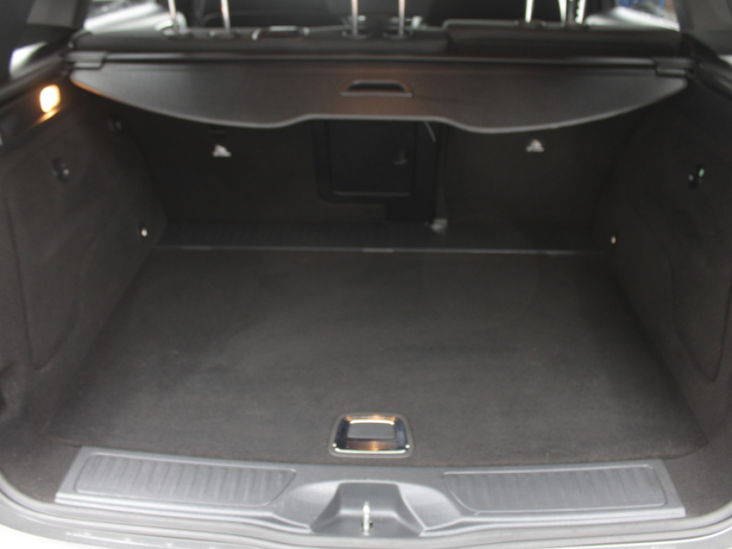 2016 Mercedes-Benz B 180