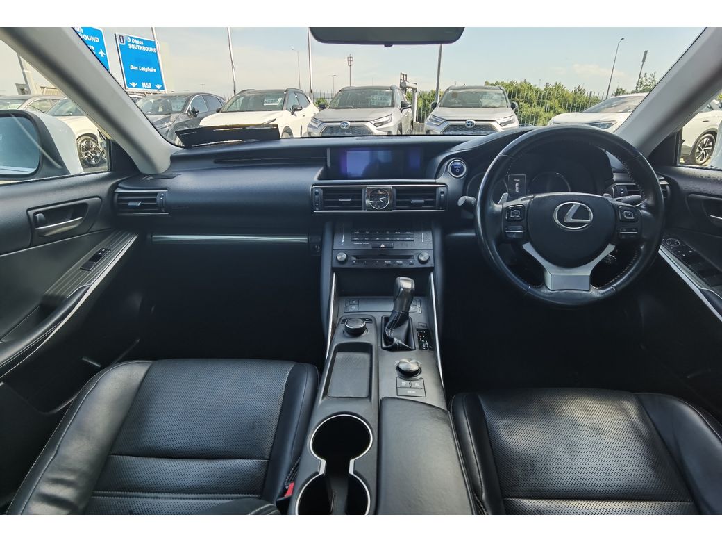 2019 Lexus IS