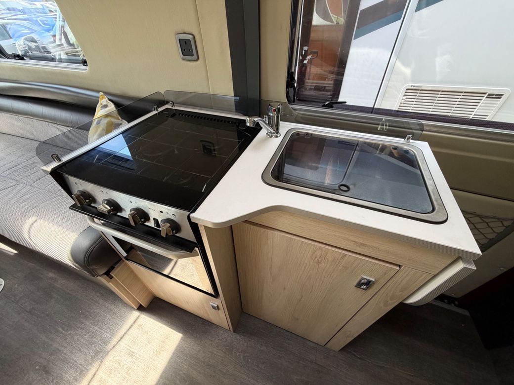 2020 AUTOTRAIL TRIBUTE T660 R.H.D 