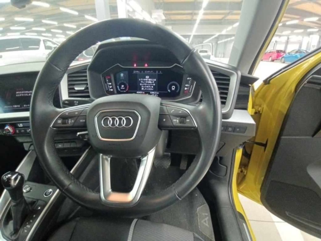 2022 Audi A1