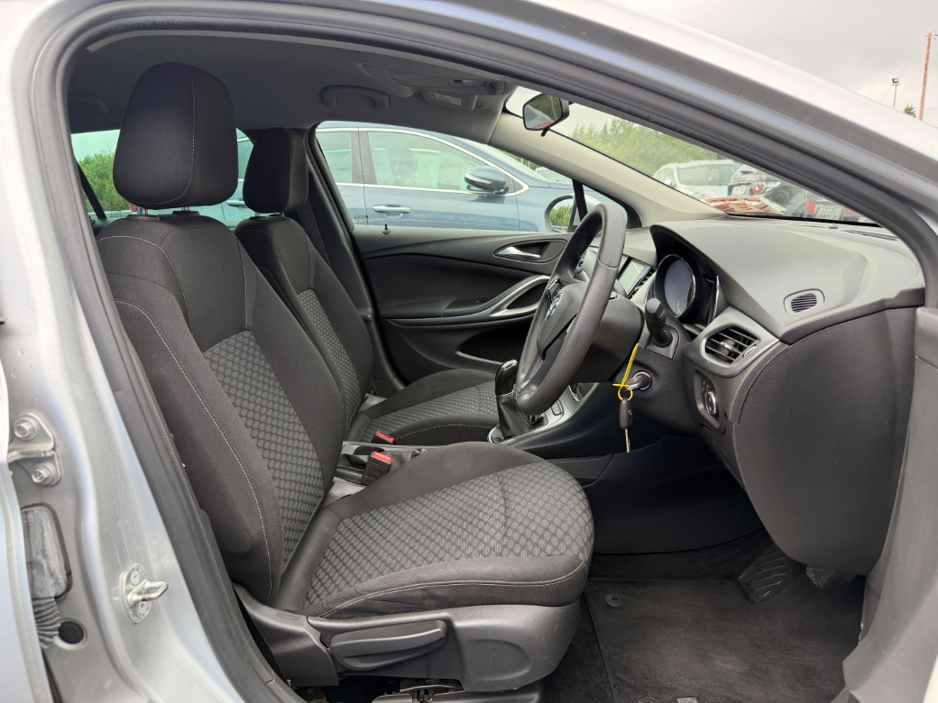 2018 Vauxhall Astra