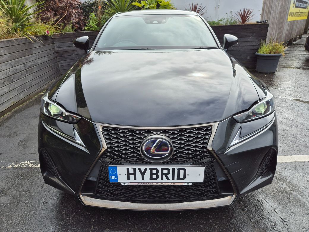 2020 Lexus IS 300h