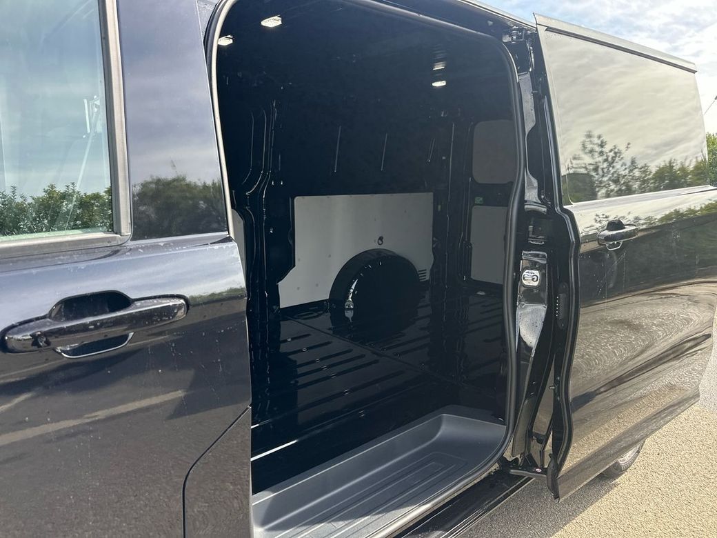 2025 Volkswagen Transporter
