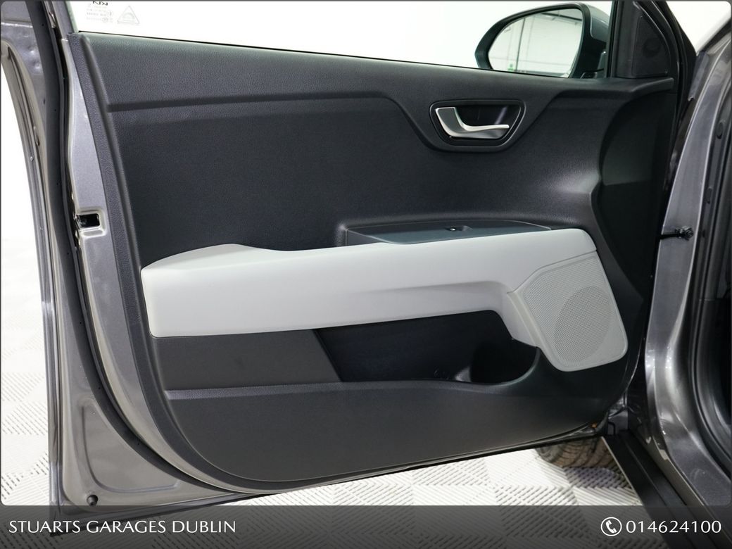 2025 Kia Stonic