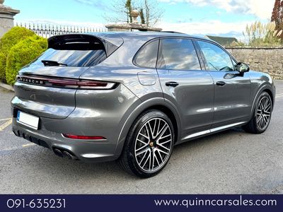 2024 Porsche Cayenne