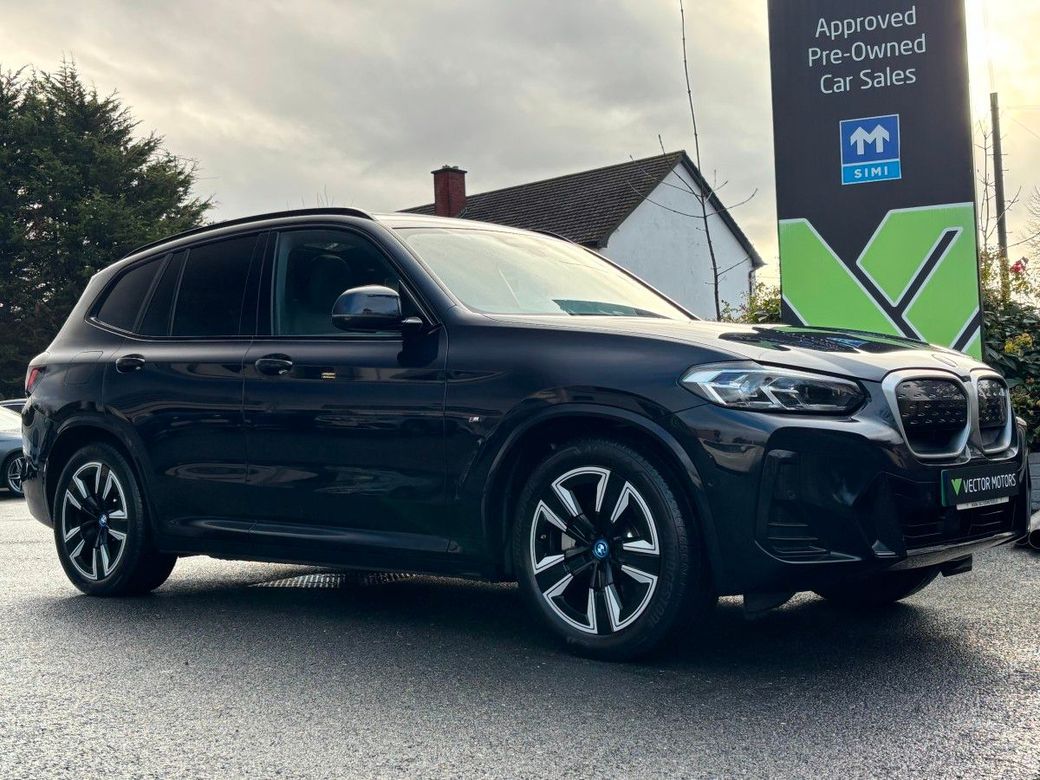 2022 BMW iX3