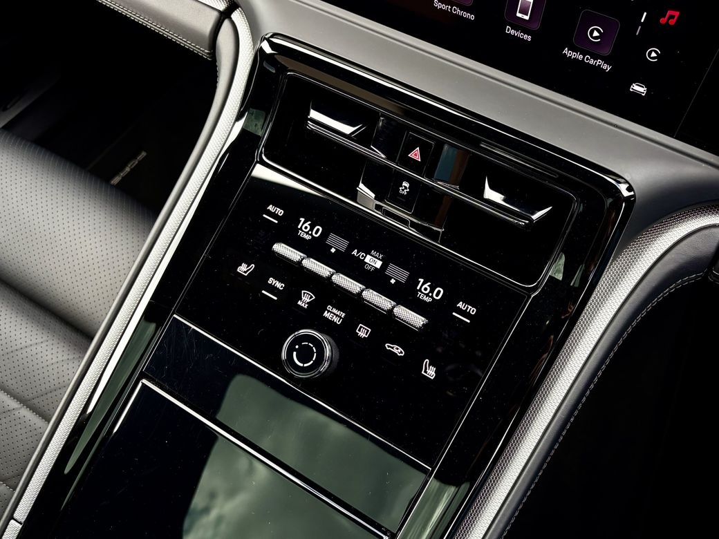 2025 Porsche Panamera