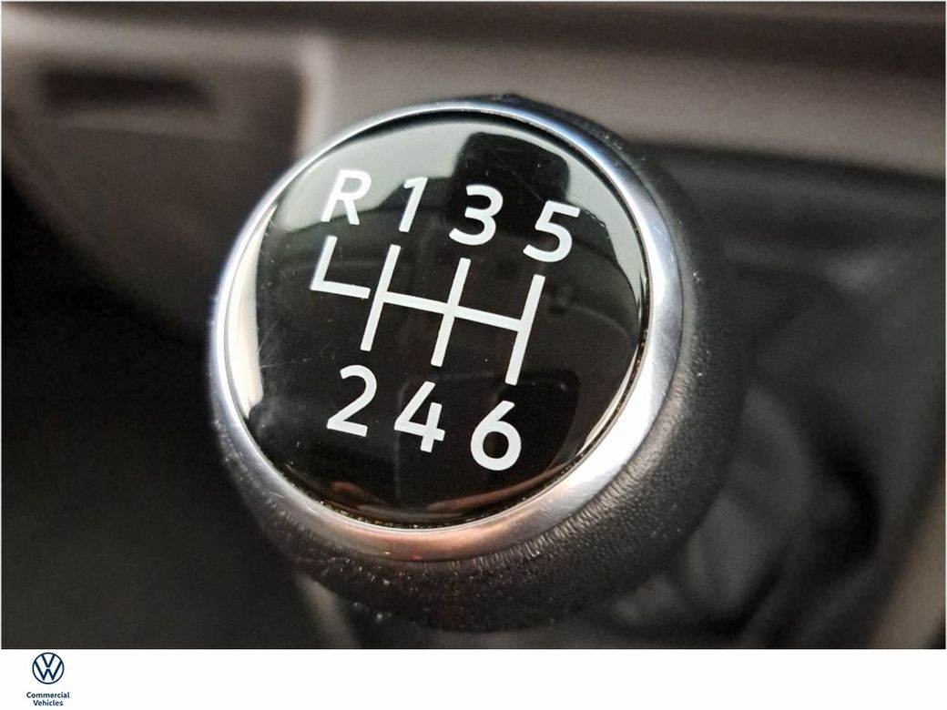 2025 Volkswagen Transporter