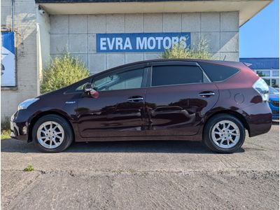 2014 Toyota Prius Alpha