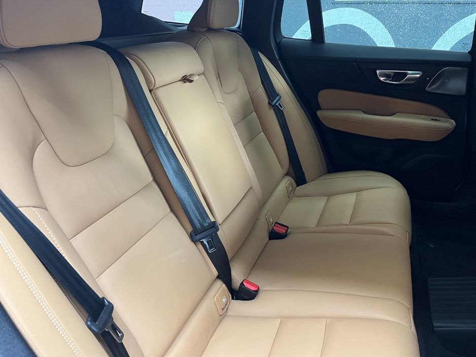 2024 Volvo V60