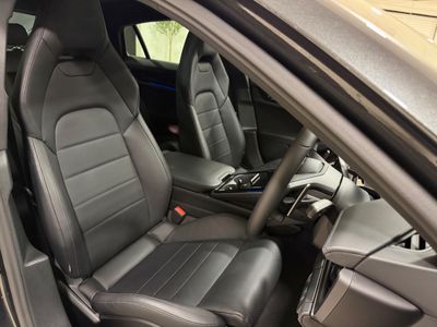 2025 Porsche Panamera