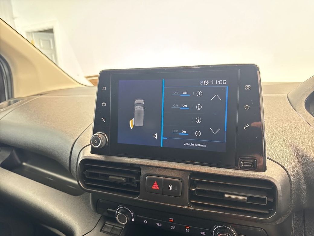 2023 Peugeot Partner