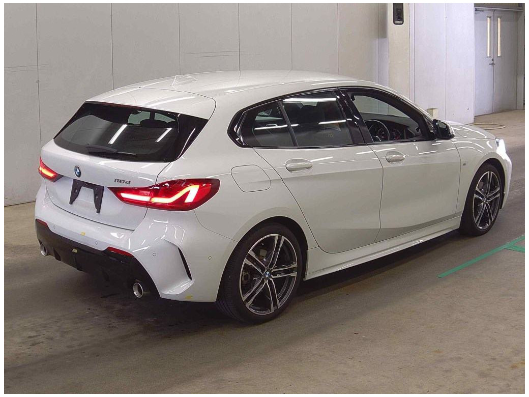 2021 BMW 1 Series