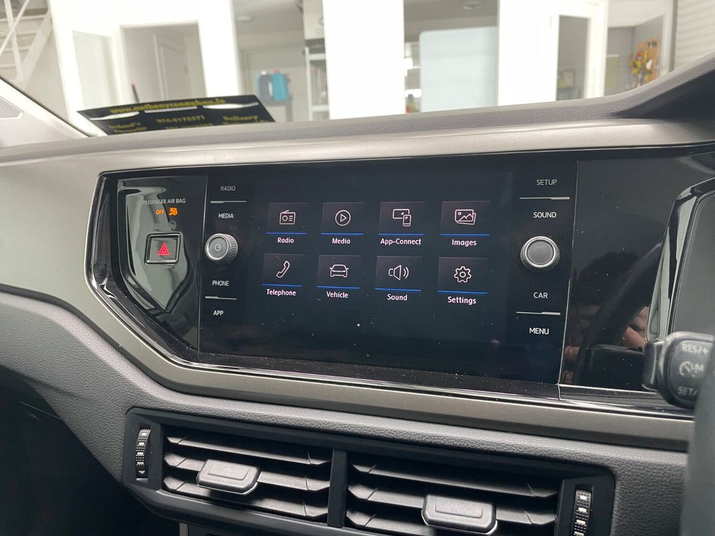 2018 Volkswagen Polo
