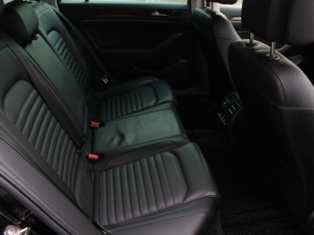 2018 Volkswagen Passat