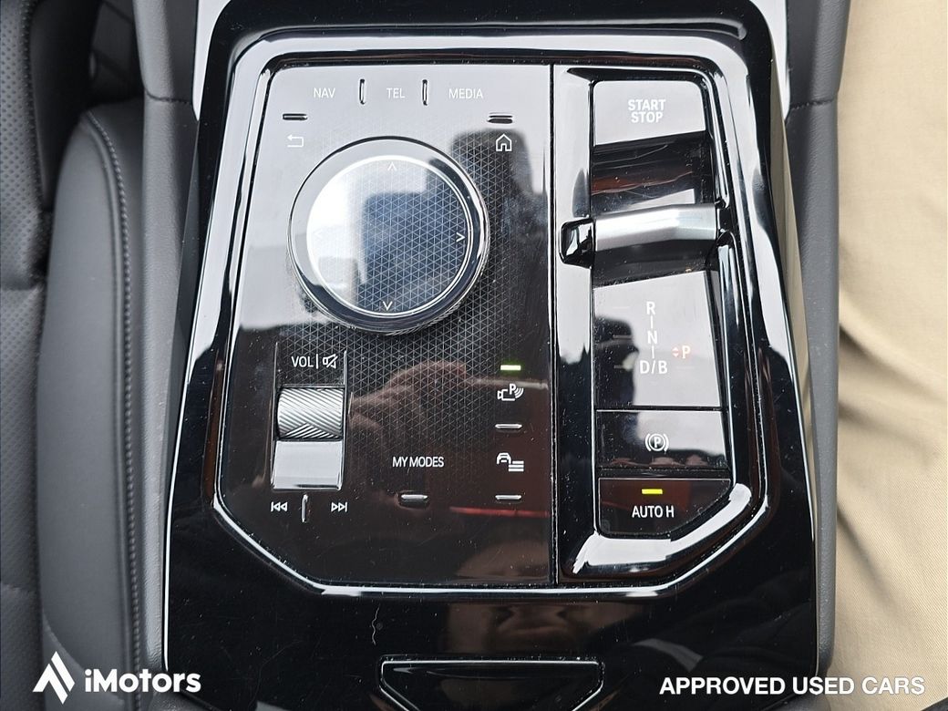 2025 BMW i5