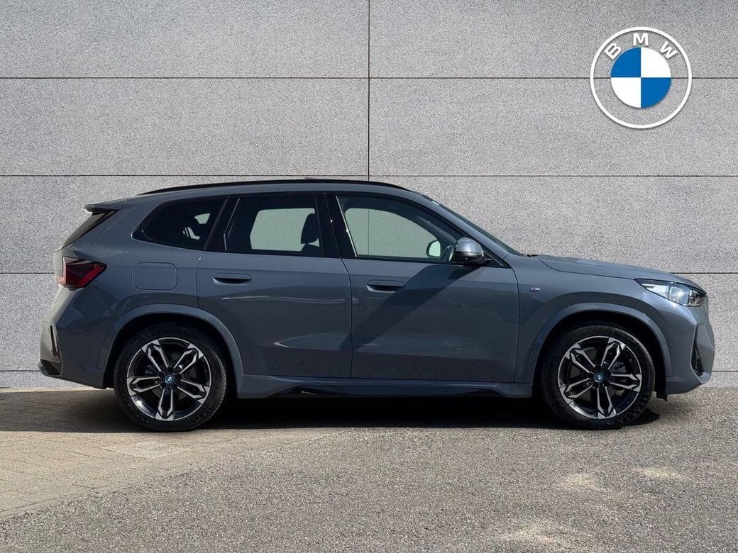 2023 BMW iX1