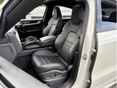 2025 Porsche Cayenne