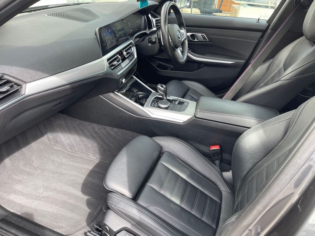 2021 BMW 3 Series