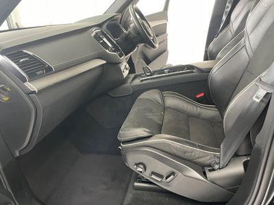 2022 Volvo XC90