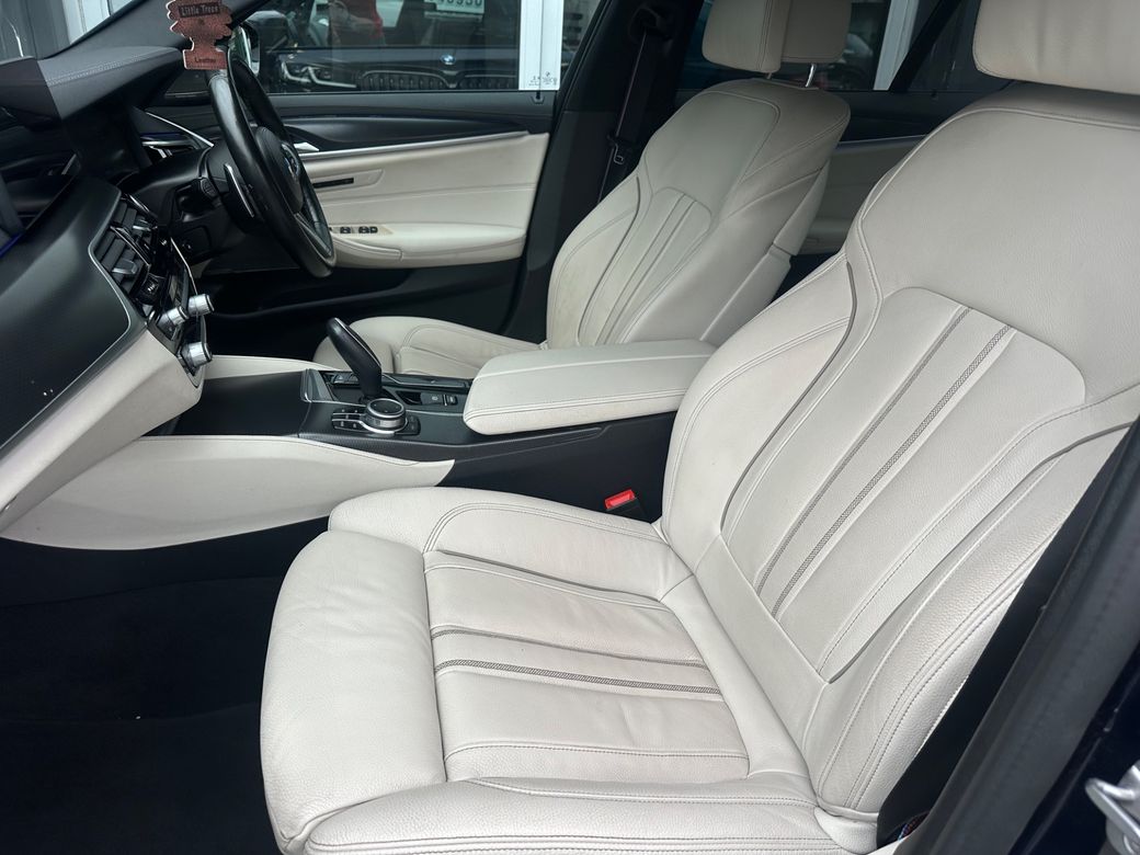 2022 BMW 5 Series