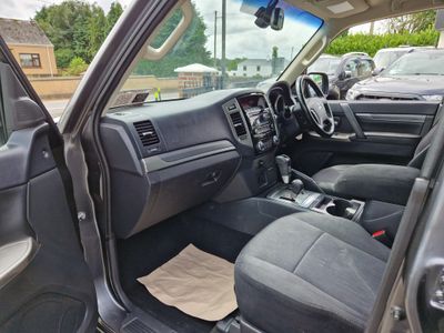 2017 Mitsubishi Shogun
