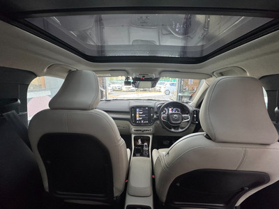 2020 Volvo XC40