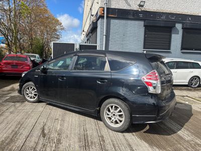 2016 Toyota Prius Alpha