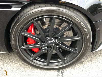 2018 Aston Martin DB11