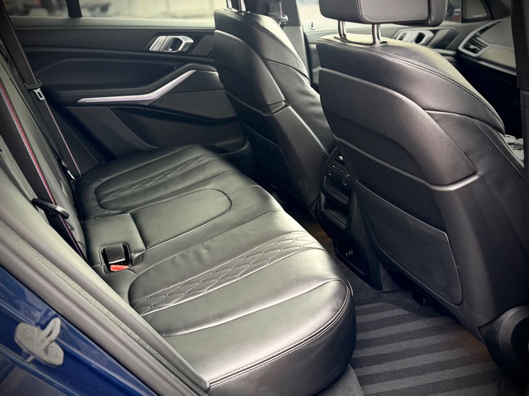 2022 BMW X5