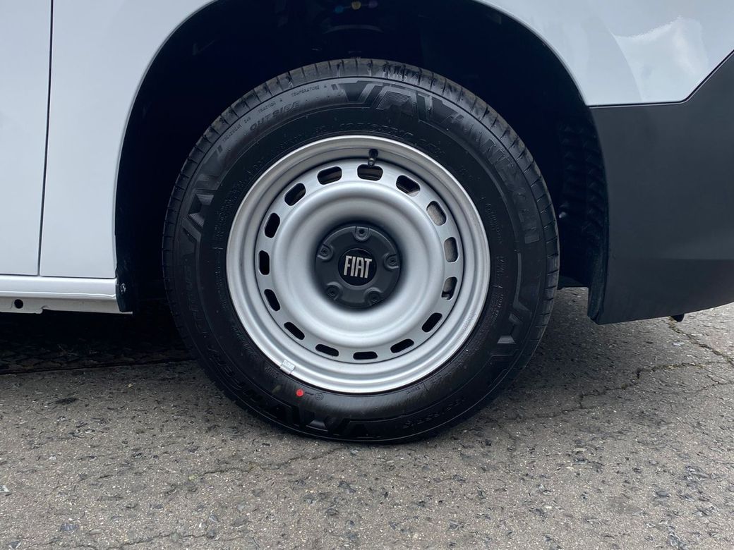 2025 Fiat Doblo