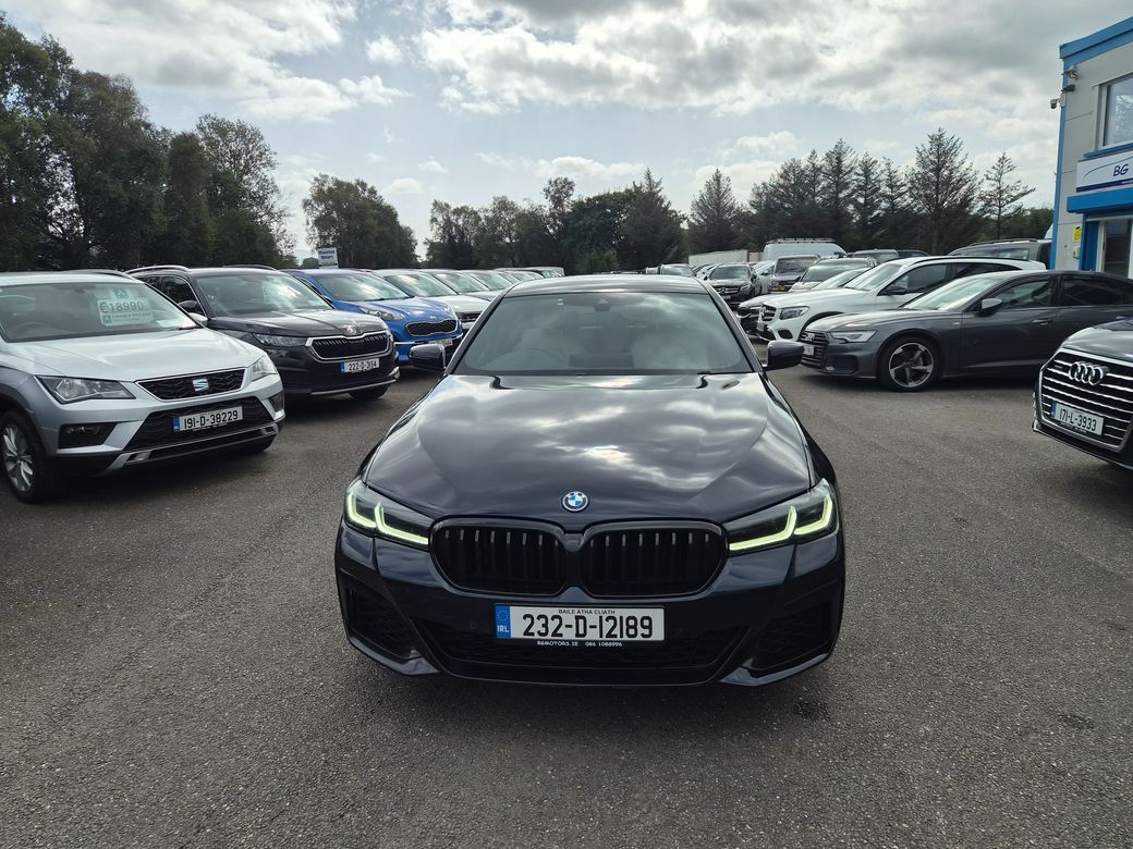 2023 BMW 530