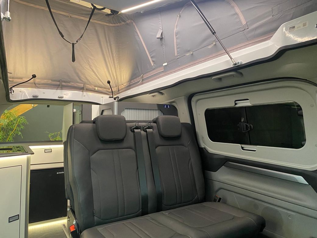 2025 Ford Tourneo Custom