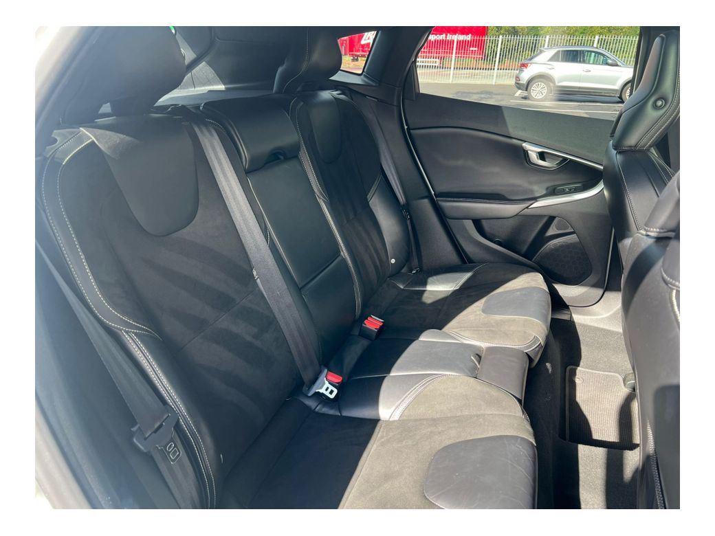 2014 Volvo V40
