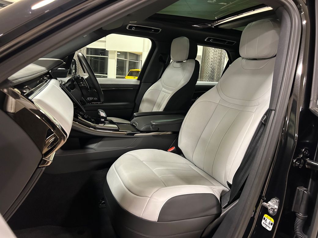 2024 Land Rover Range Rover Sport