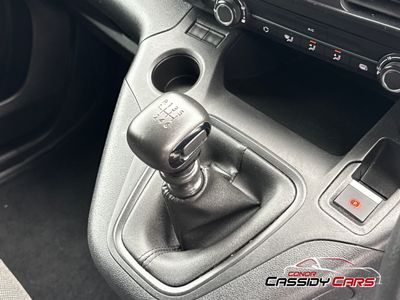 2023 Peugeot Partner