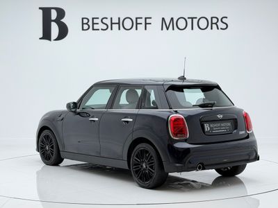 2022 Mini Hatch