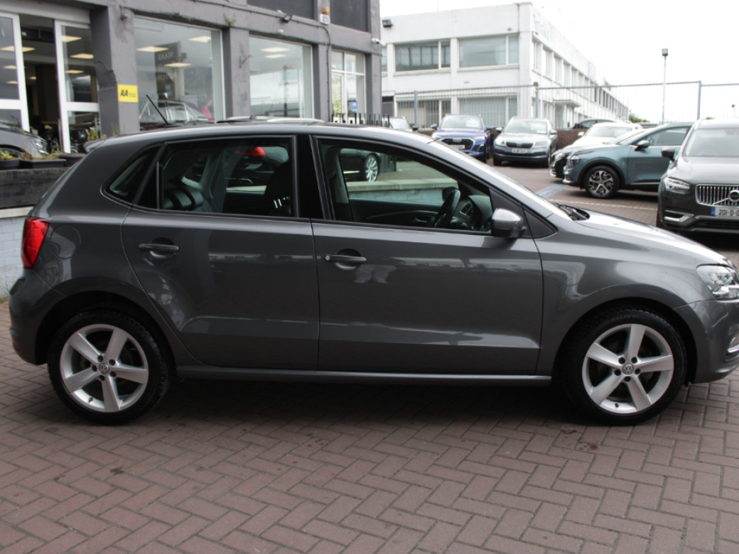 2017 Volkswagen Polo