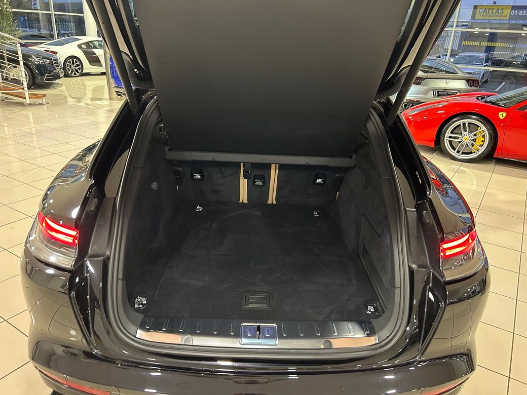 2023 Porsche Panamera