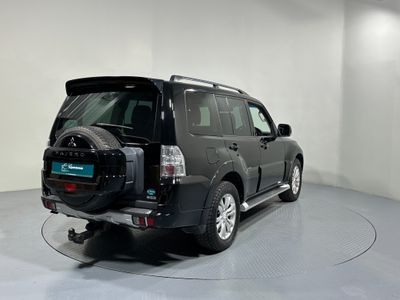 2014 Mitsubishi Pajero