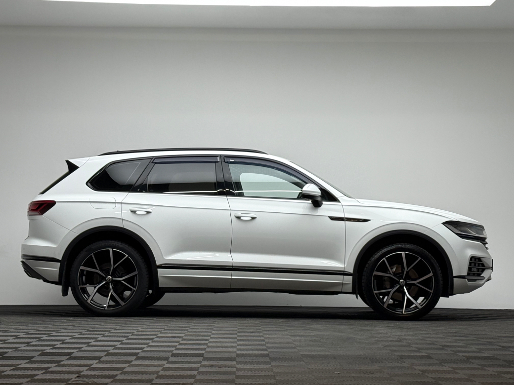 2019 Volkswagen Touareg