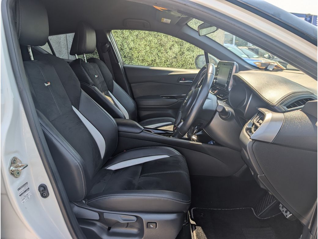 2023 Toyota C-HR