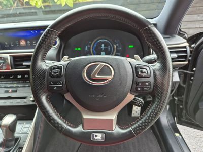 2020 Lexus IS 300h